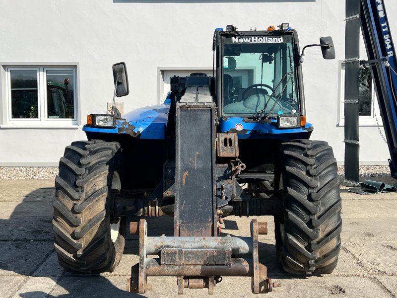 New Holland LM435 A PowerShuttle 110
