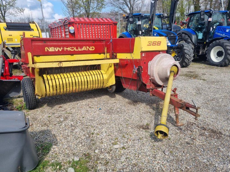New Holland 368