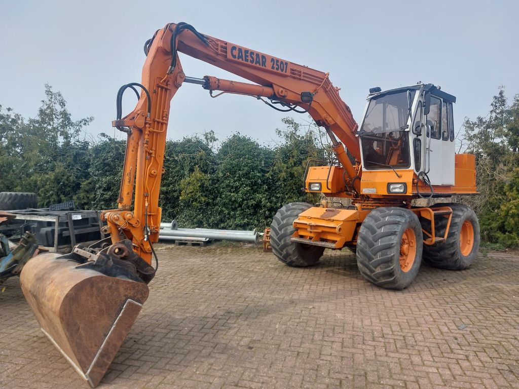 Merkloos 2507 graafmachine