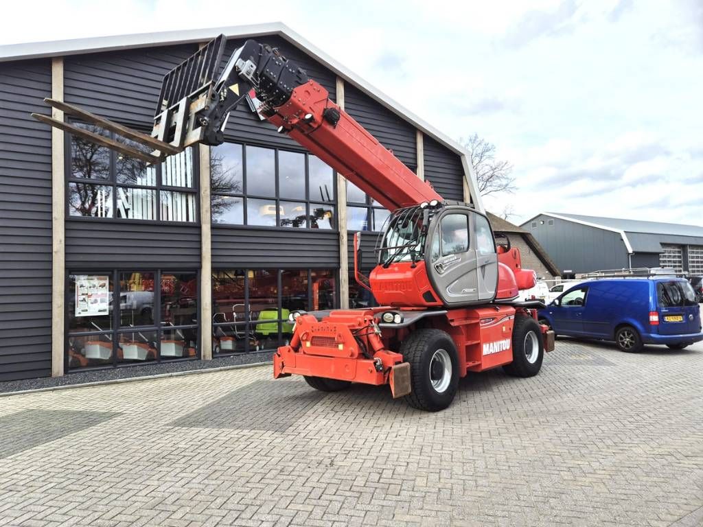 Manitou MRT 2540 Plus Privilege ST4