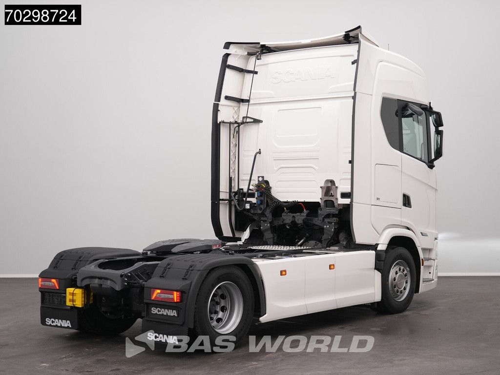 Scania S560 4X2 NEW! Retarder Full-Air 2xTanks Leder Standklima Navi ACC LED VECTO 3