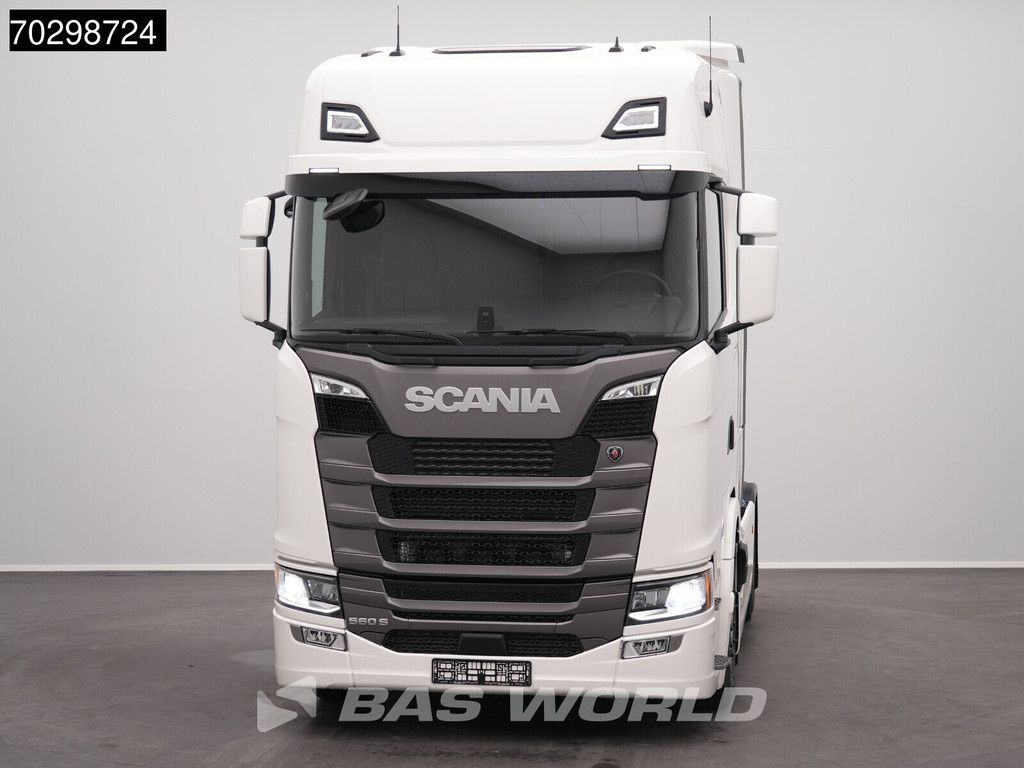 Scania S560 4X2 NEW! Retarder Full-Air 2xTanks Leder Standklima Navi ACC LED VECTO 3