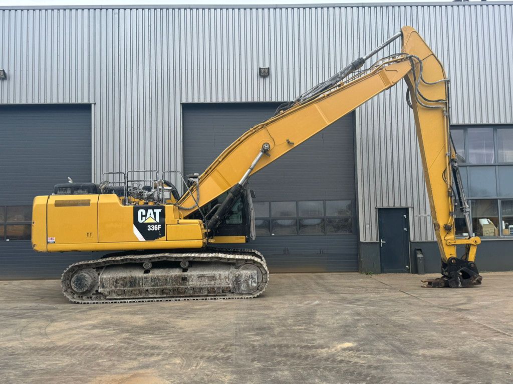 Caterpillar 336FL Tracked material handler