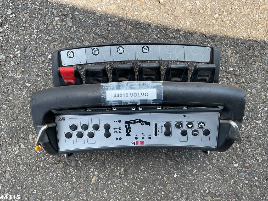 Volvo FMX 540 8x4 Euro 6 Hiab 28 Tonmeter laadkraan