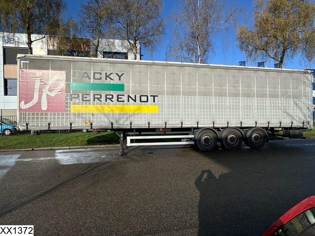 Fruehauf Tautliner Lift shaft