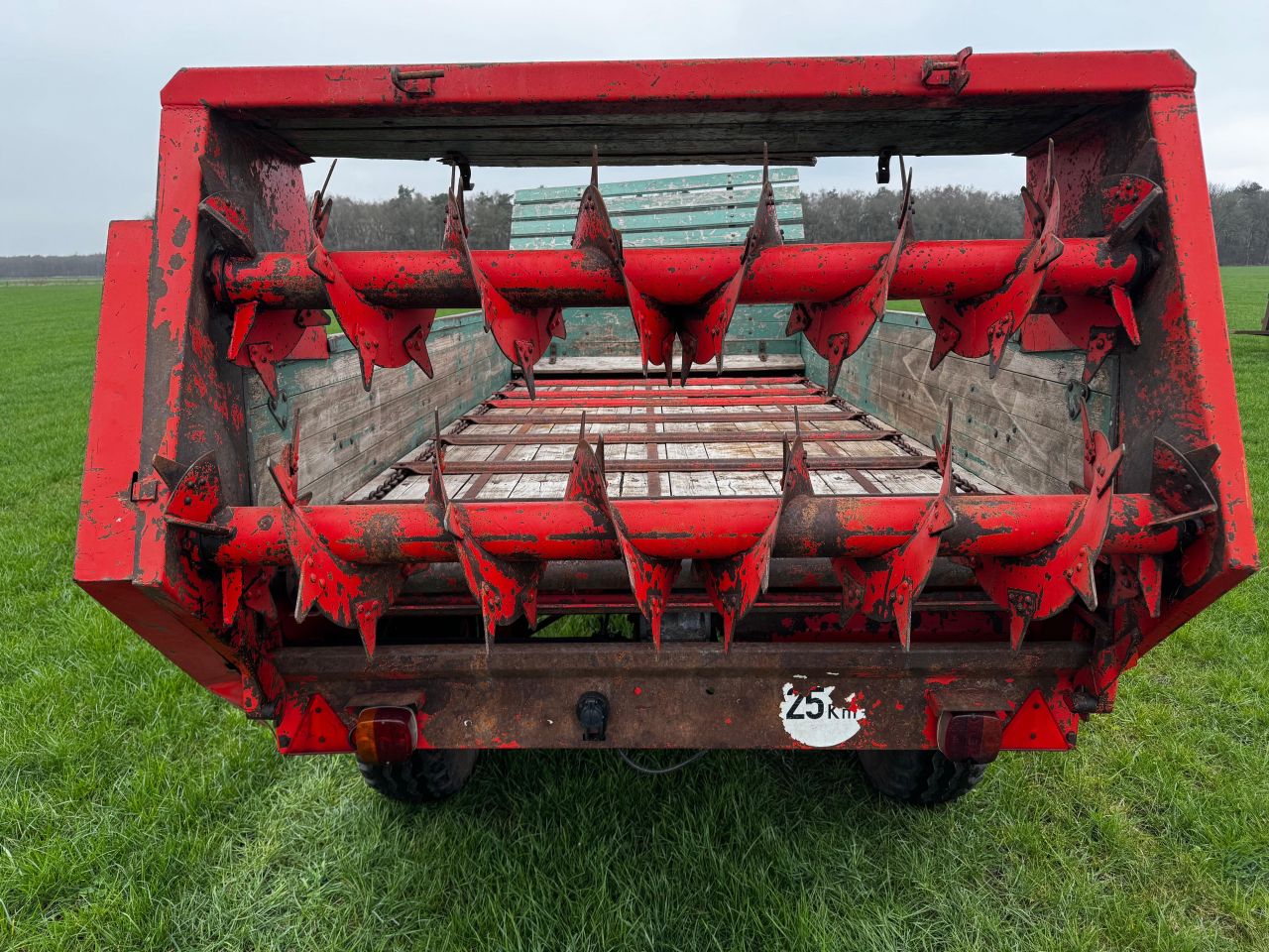 Kemper E25 Standard Meststrooier Mestverspreider met aftakas