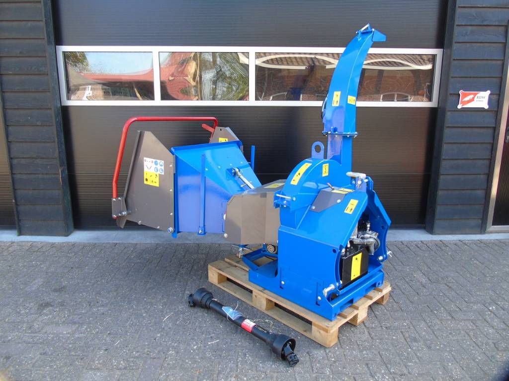 Houtversnipperaar versnipperaar BX 52R met hydraulische invoerro