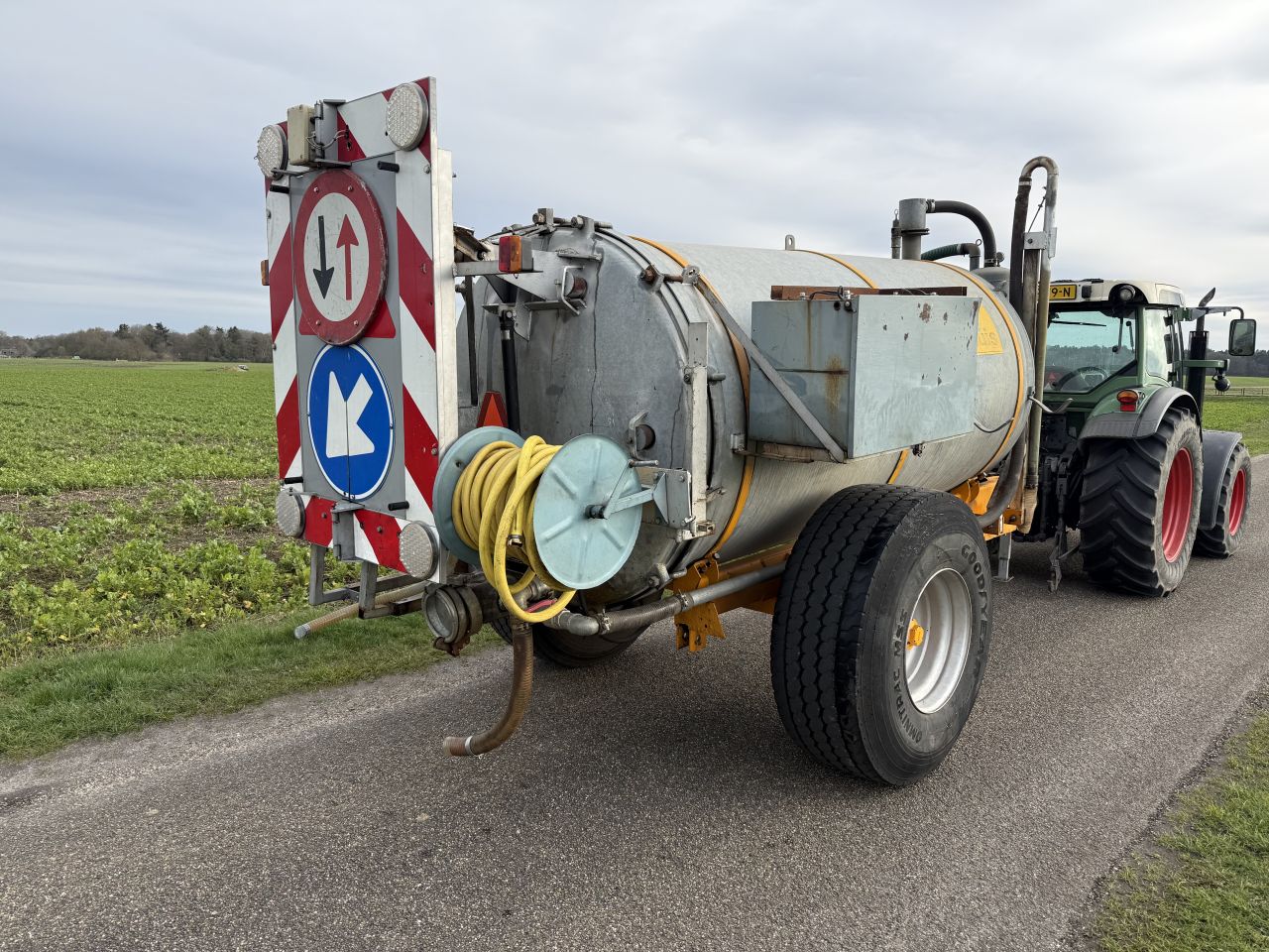 Veenhuis giertank, watertank 5800 liter