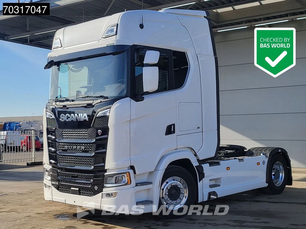 Scania S660 4X2 Retarder Full-Air 2x Tanks Standklima Leather Led ACC Alcoa Euro 6