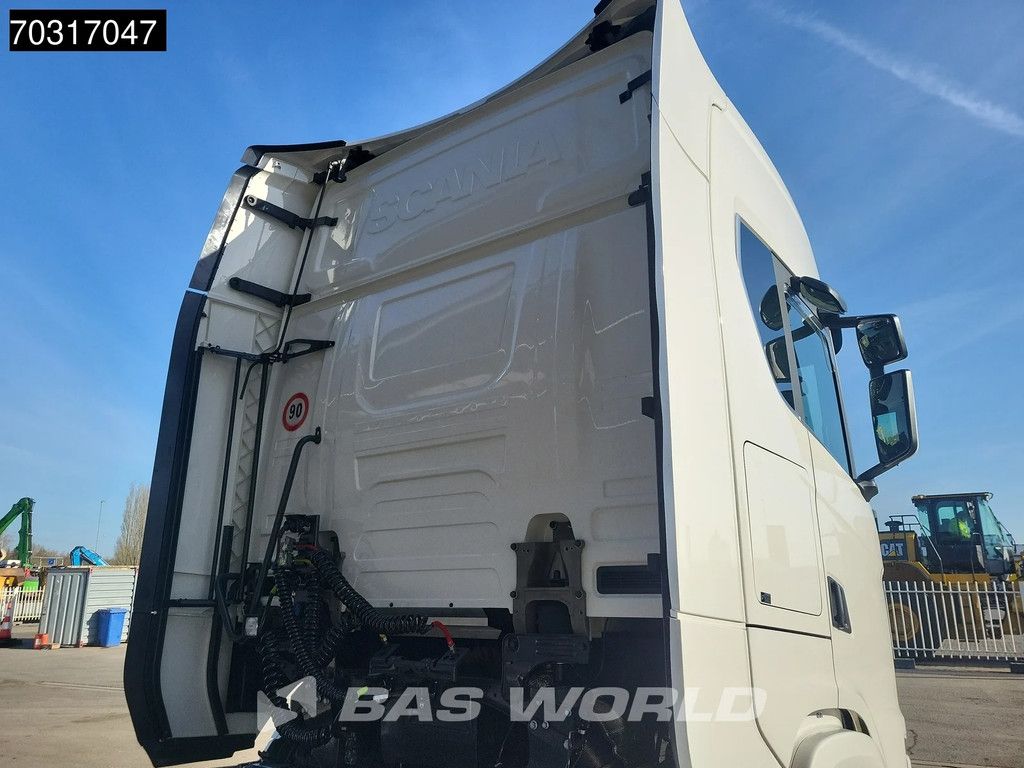 Scania S660 4X2 Retarder Full-Air 2x Tanks Standklima Leather Led ACC Alcoa Euro 6