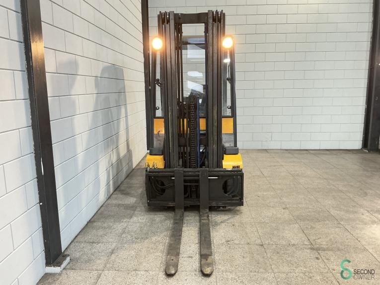 Gabelstapler Elektrisch Jungheinrich EFG 425 2006