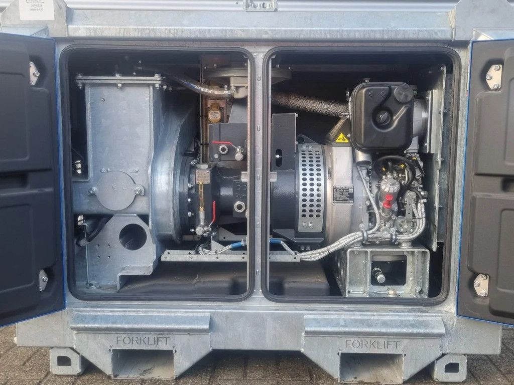 BBA BA75 D220 wit HATZ 1D81z