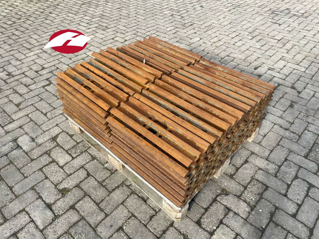 Volvo SHOES | TRACK PLATES | 60 CM | FAHRWERK