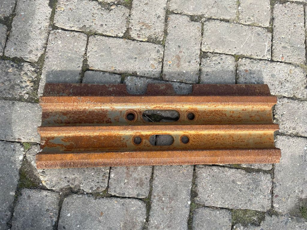 Volvo SHOES | TRACK PLATES | 60 CM | FAHRWERK