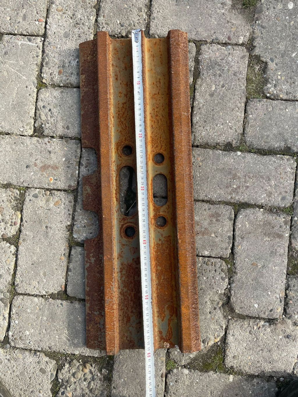 Volvo SHOES | TRACK PLATES | 60 CM | FAHRWERK