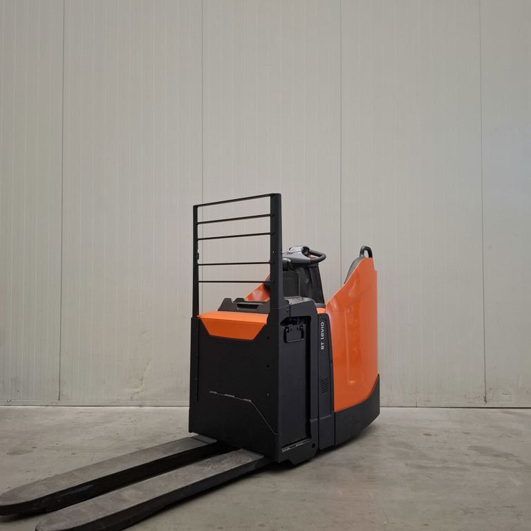 TOYOTA LPE220 Nieuw!