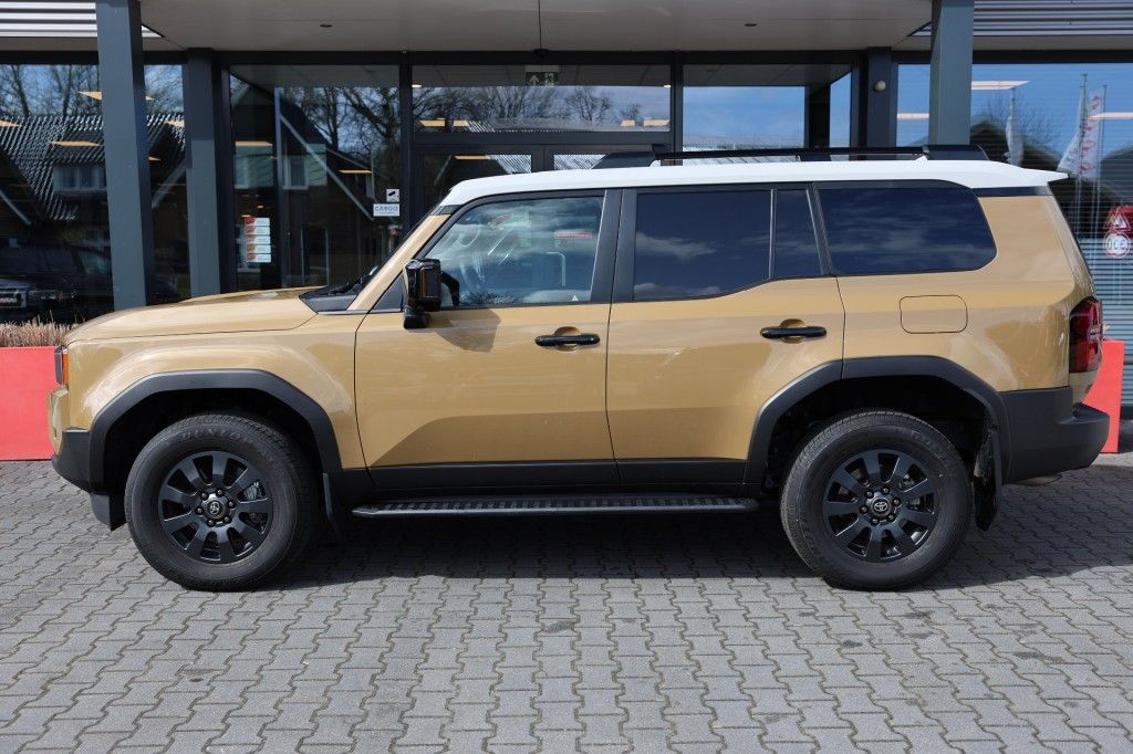 Toyota Landcruiser 250 2.8 D-4D 5DRS *FIRST EDITION* A/T VAN