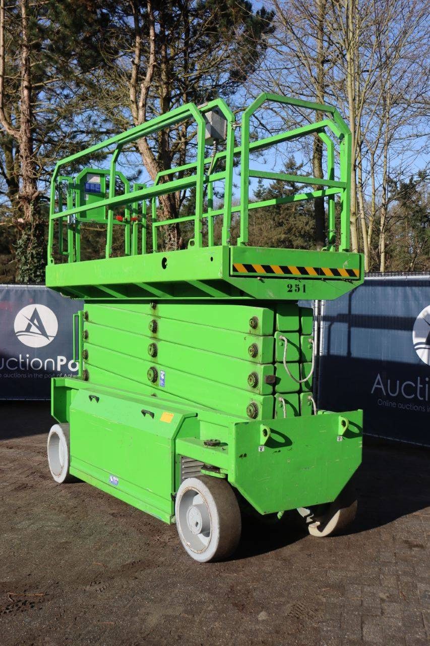 Scissor lift HAB S152 12E 2WD Electric 15.2m 2008