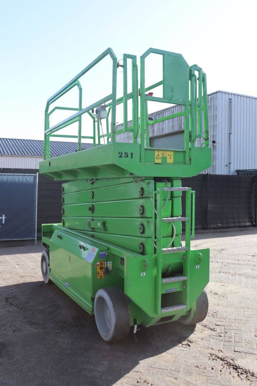 Scissor lift HAB S152 12E 2WD Electric 15.2m 2008