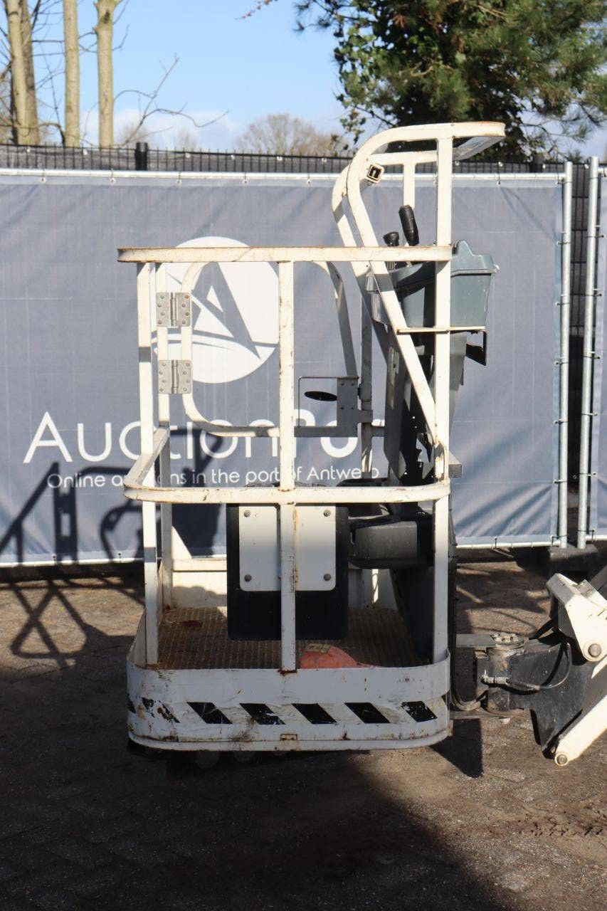 JLG E450AJ Electric Articulated Boom Lift 15.72m 2015