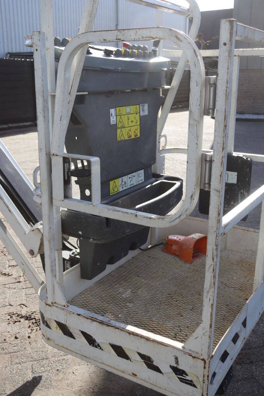 JLG E450AJ Electric Articulated Boom Lift 15.72m 2015