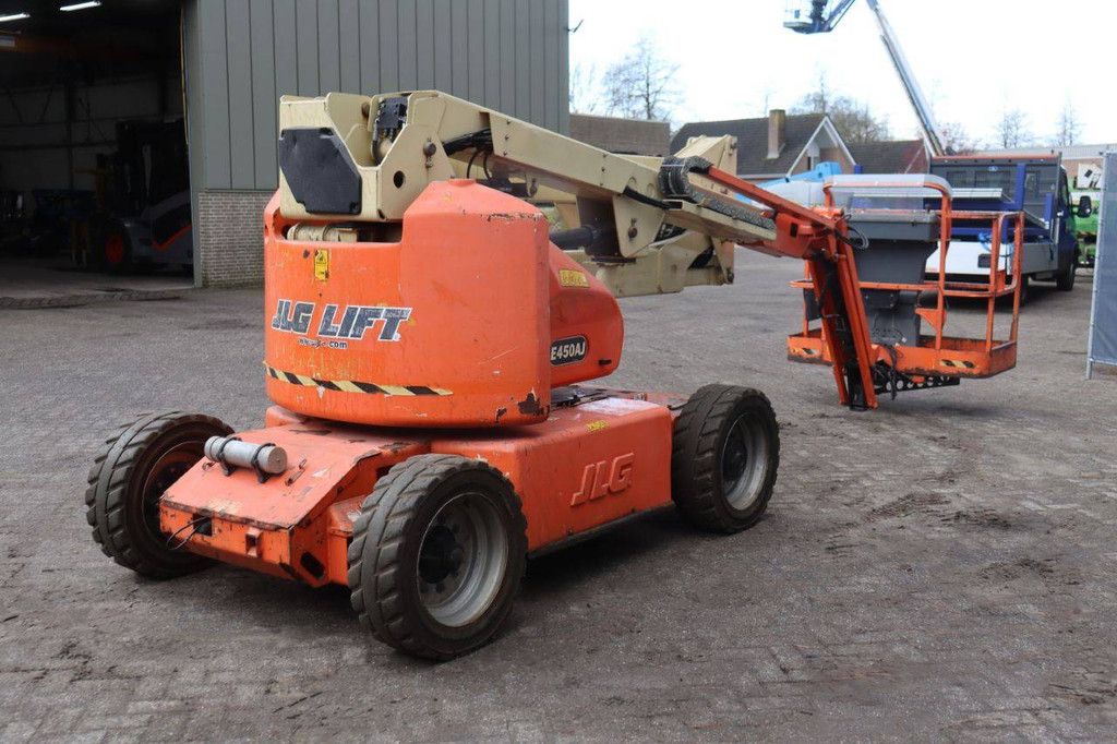 JLG E450AJ Electric Articulated Boom Lift 15.72m 2007