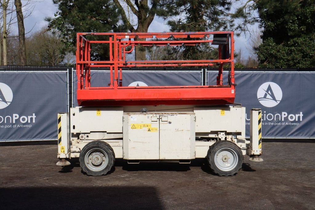 Scherenarbeitsbühne Genie GS-3369 Diesel 11,75 m 2013