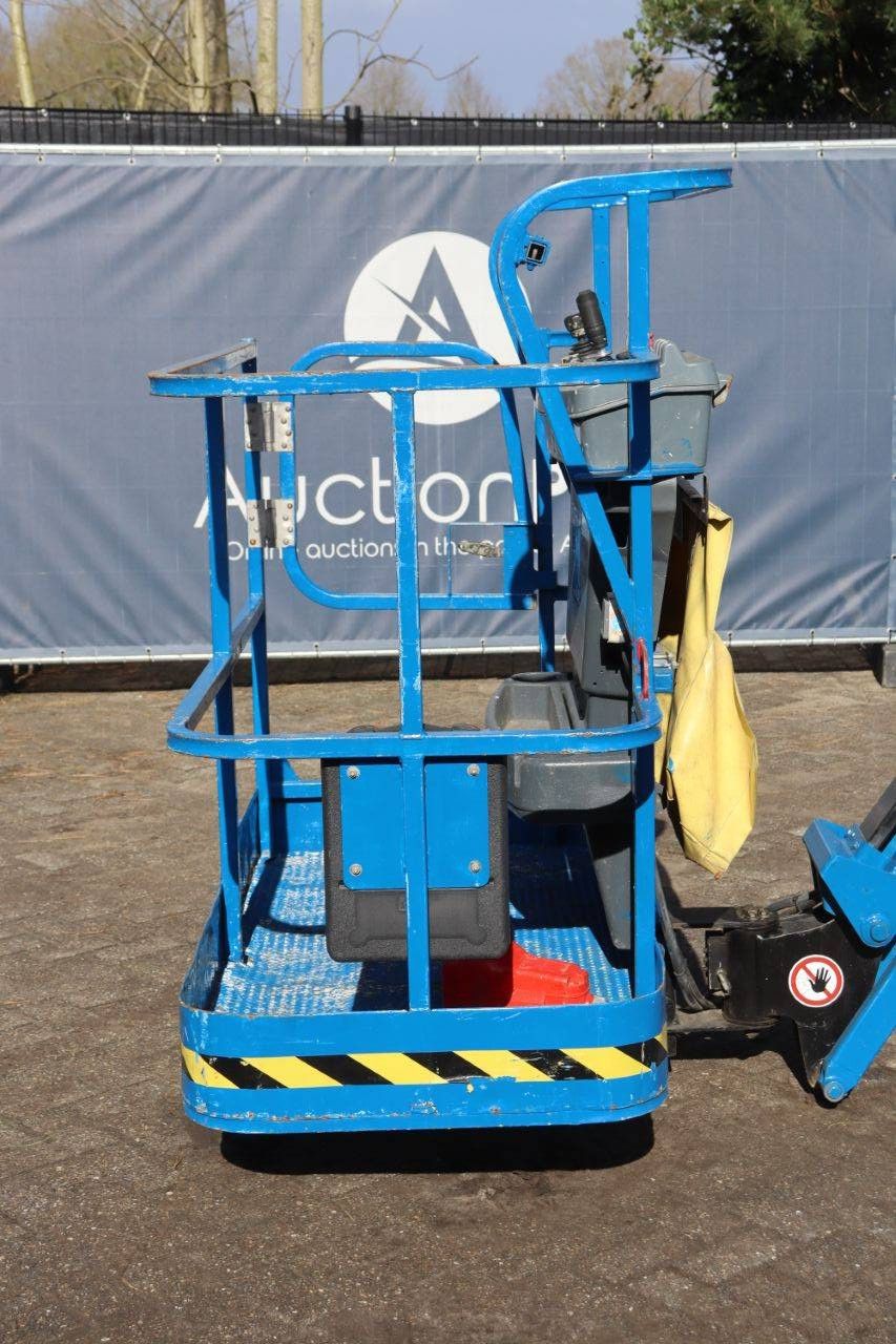 Genie Z400AJPN Electric Articulated Boom Lift 14.32m 2016