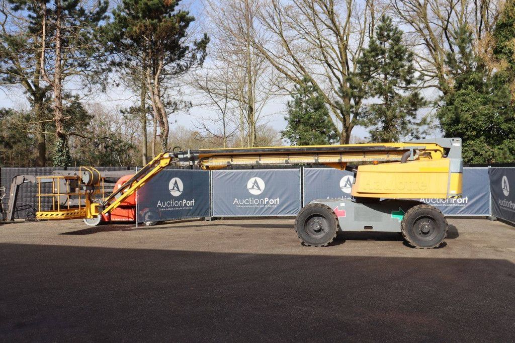 Haulotte HT23RTJ Diesel-Teleskoparbeitsbühne 22,5 m, Baujahr 2014