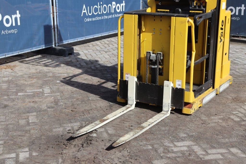 Schubmaststapler Yale MO10E AC Electric 1000kg 2019