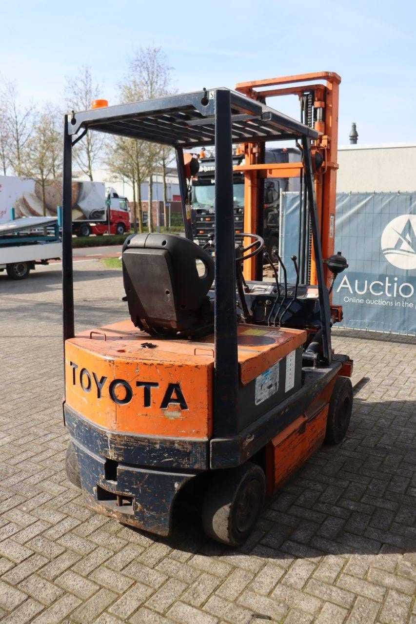 Toyota 4FB20 Elektrogabelstapler 2000 kg 3,5 m