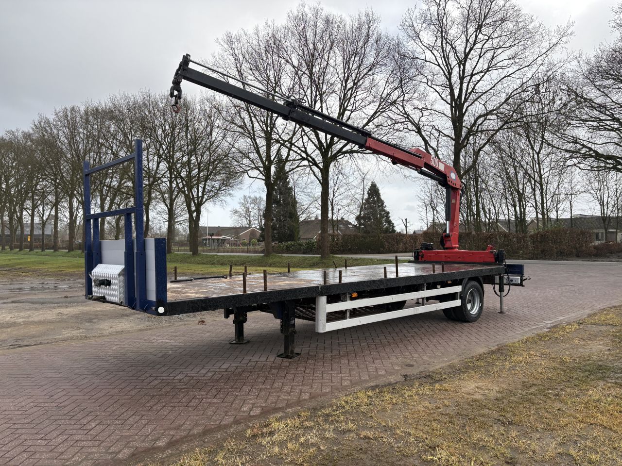 Be oplegger 8 TON VERHAGEN met HMF kraan