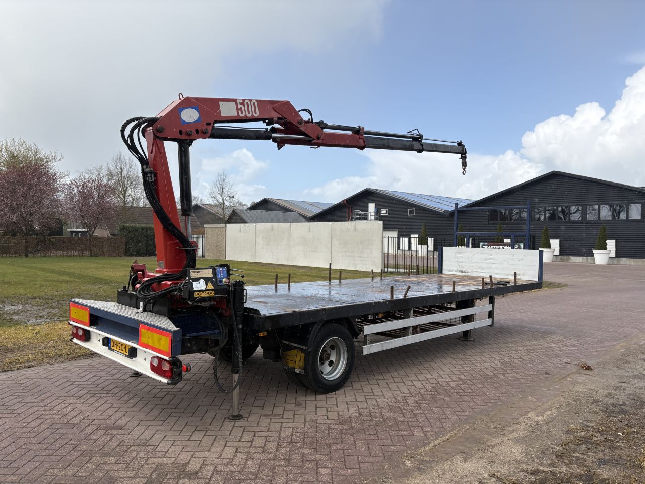 Be oplegger 8 TON VERHAGEN met HMF kraan