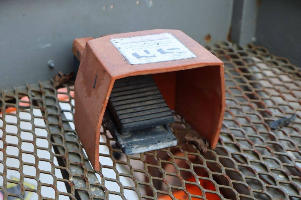 Niftylift HR12NE Electric Articulated Boom Lift 12.2m 2015