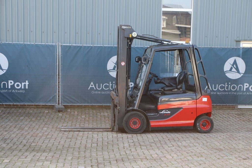 Linde E25-01 Electric Forklift 2500kg 2013