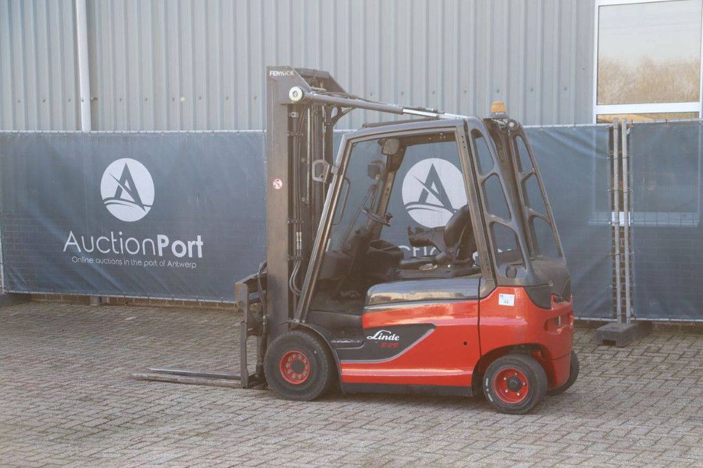 Linde E25-01 Electric Forklift 2500kg 2013