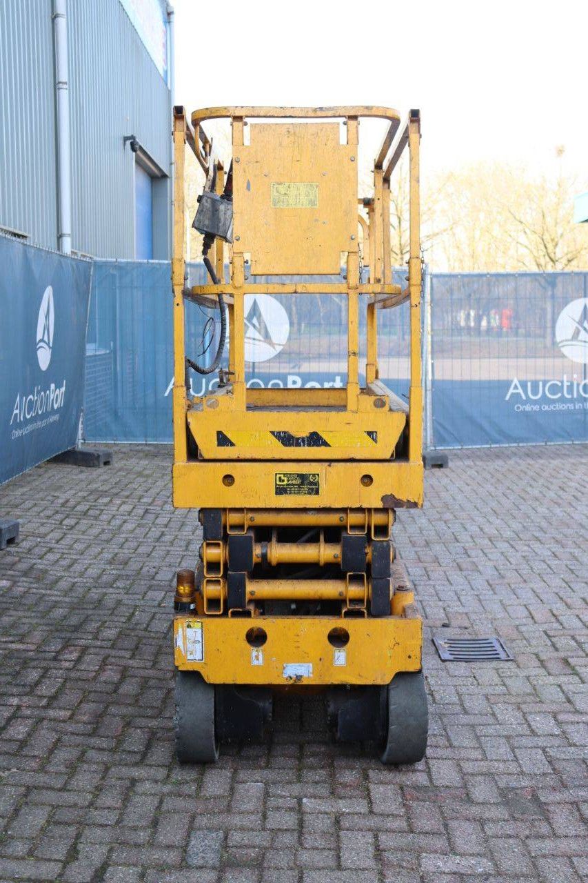 Scherenarbeitsbühne Haulotte Compact 10N Electric 10m