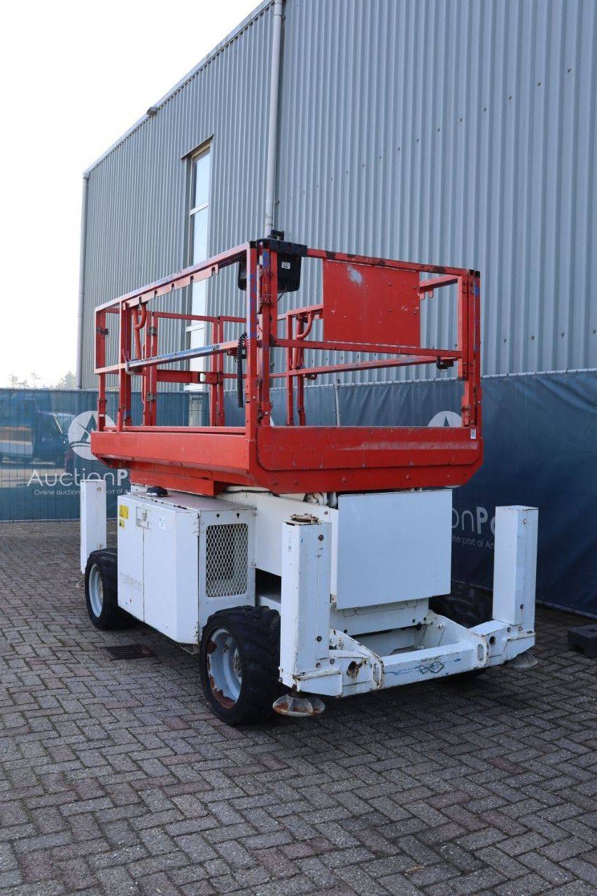 Scissor lift Genie GS-2669 Diesel 10m 2012