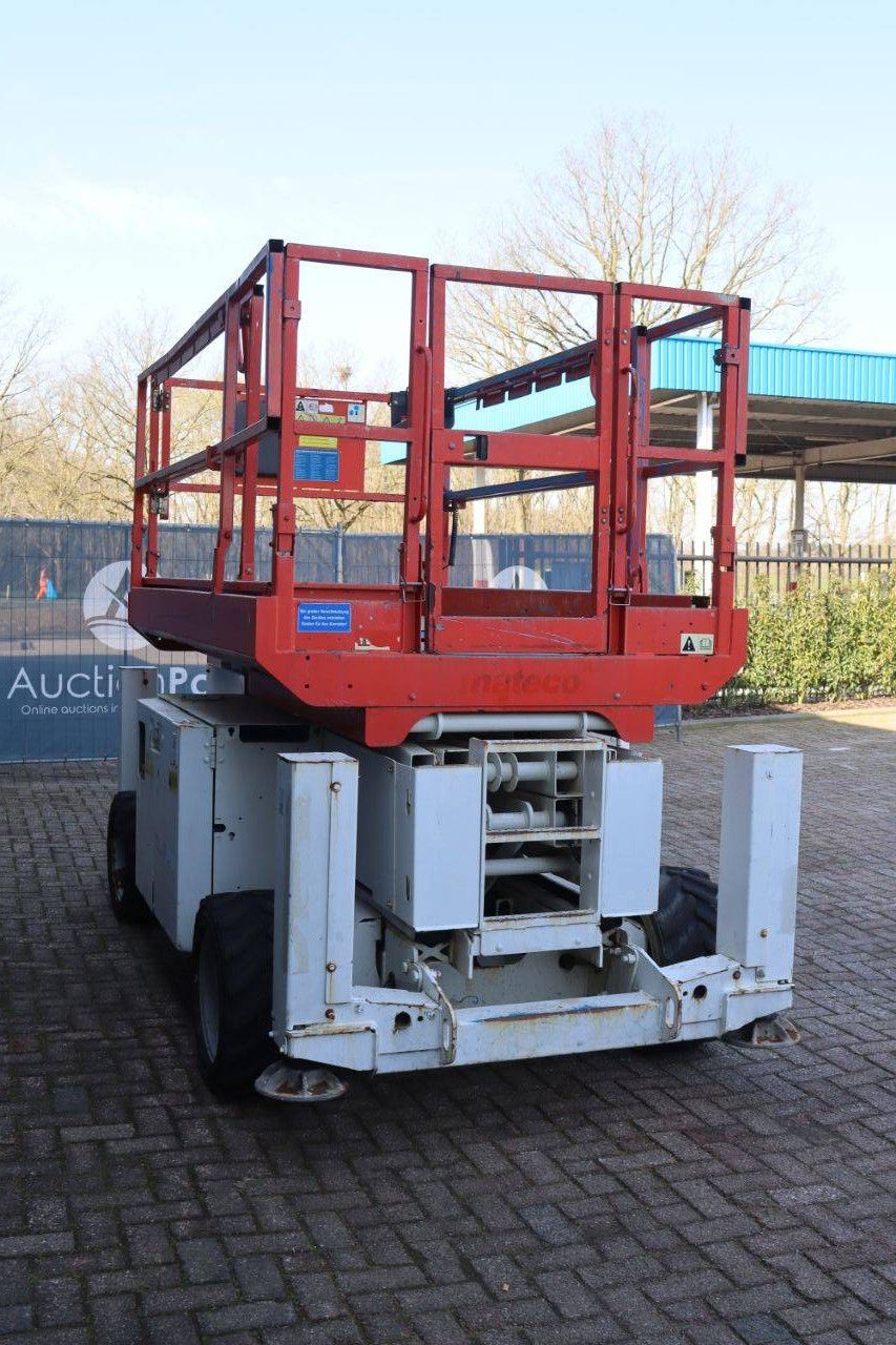 Scissor lift Genie GS-2669 Diesel 10m 2012