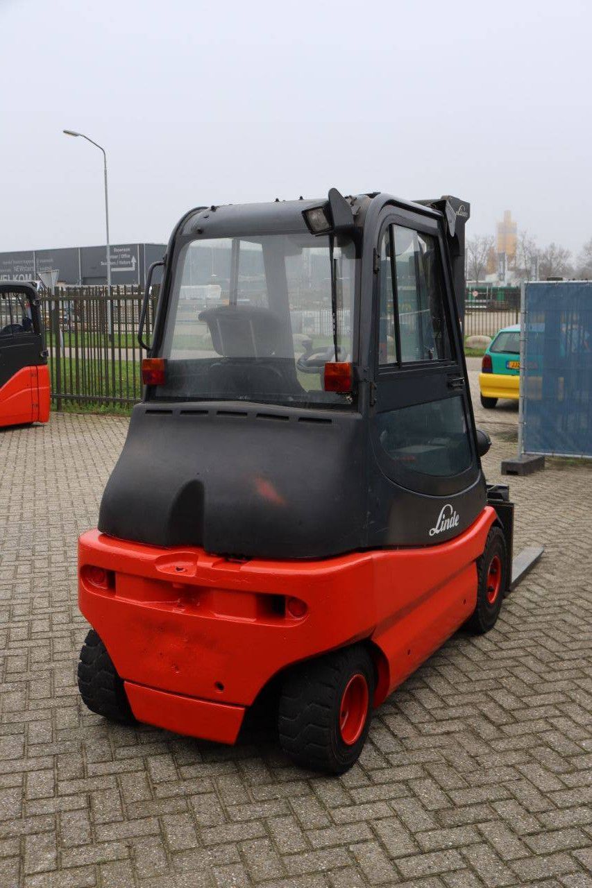 Linde E30-03 Elektrogabelstapler 3000kg 2008
