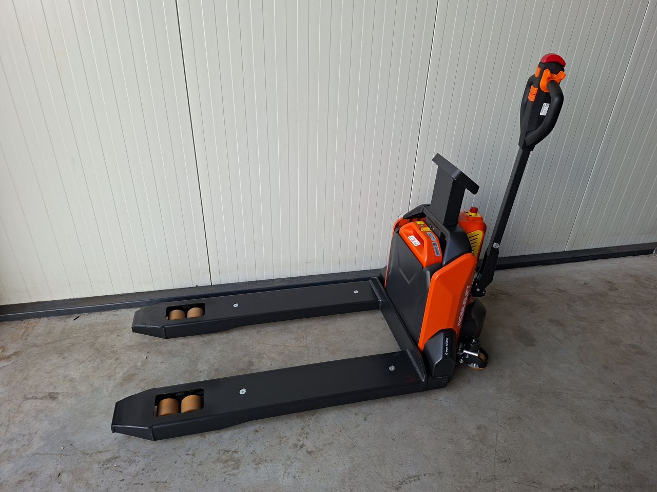 Brede wegende elektrische palletwagen 1500 KG 0,5 kg