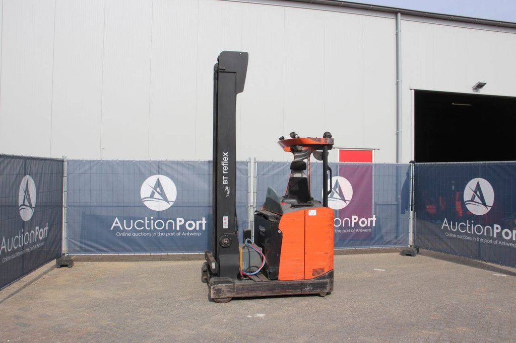 Toyota RRE160NE Electric Reach Truck 1600kg 2018