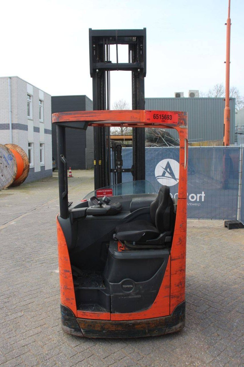 Toyota RRE140H Elektro-Schubmaststapler 1400 kg 2017