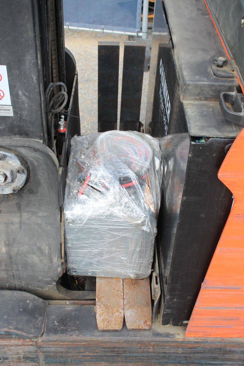 Toyota RRE140H Elektro-Schubmaststapler 1400 kg 2017