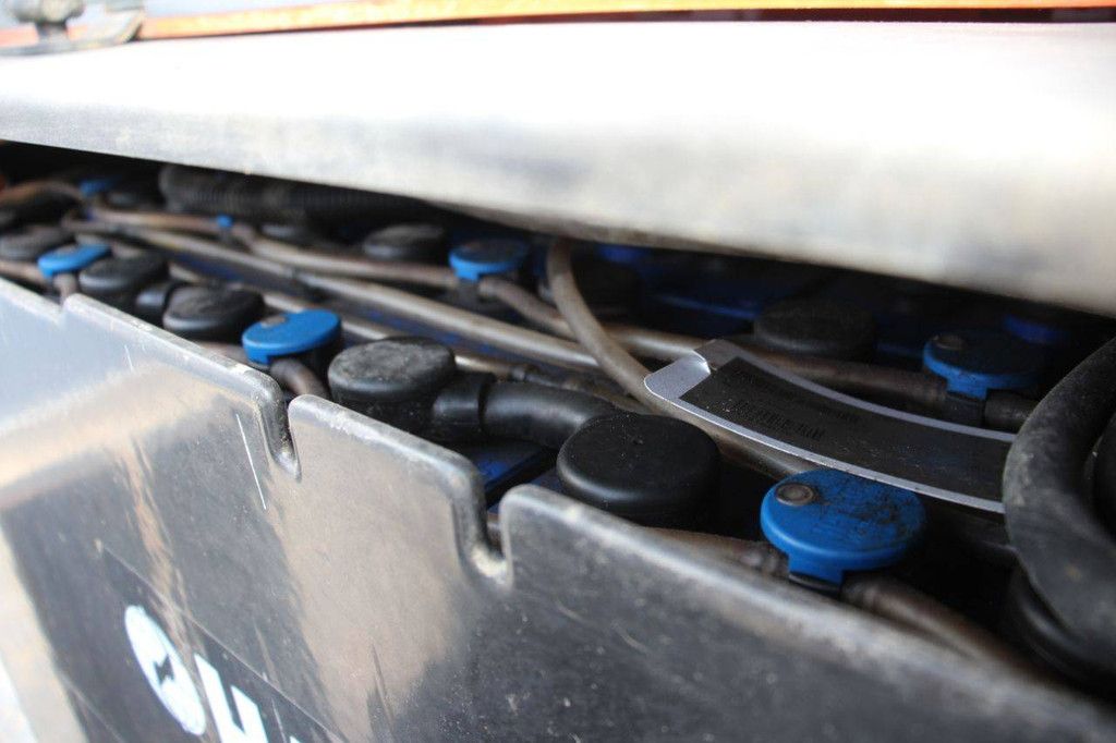 Toyota RRE140H Elektro-Schubmaststapler 1400 kg 2017