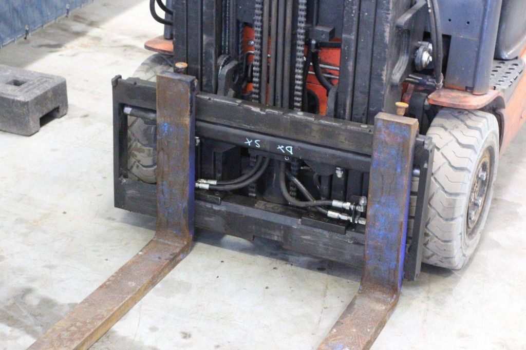 Toyota 8FBE18T Electric Forklift 1800kg 4.7m 2019