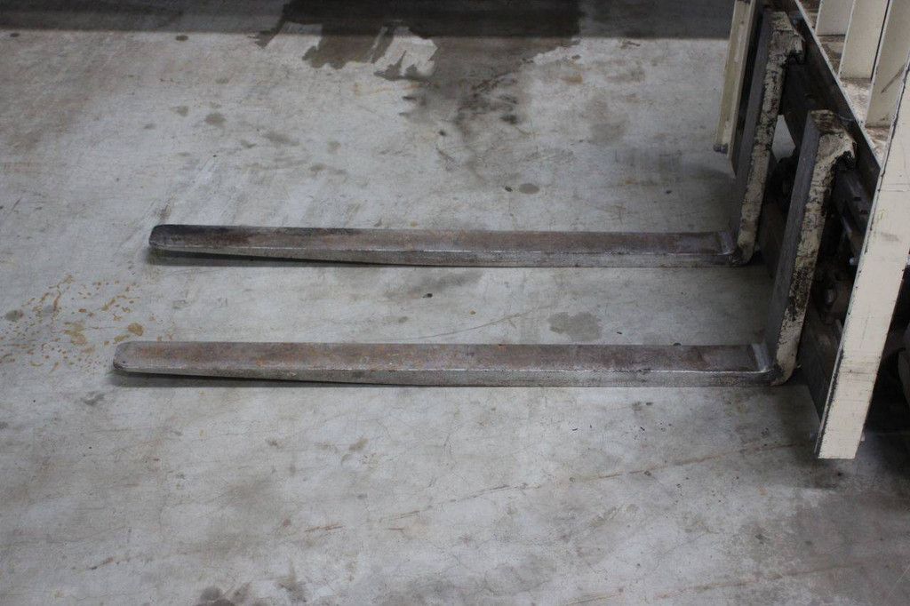 Gabelstapler Yale ERP18VT elektrisch 1690 kg 4,9 m 2015