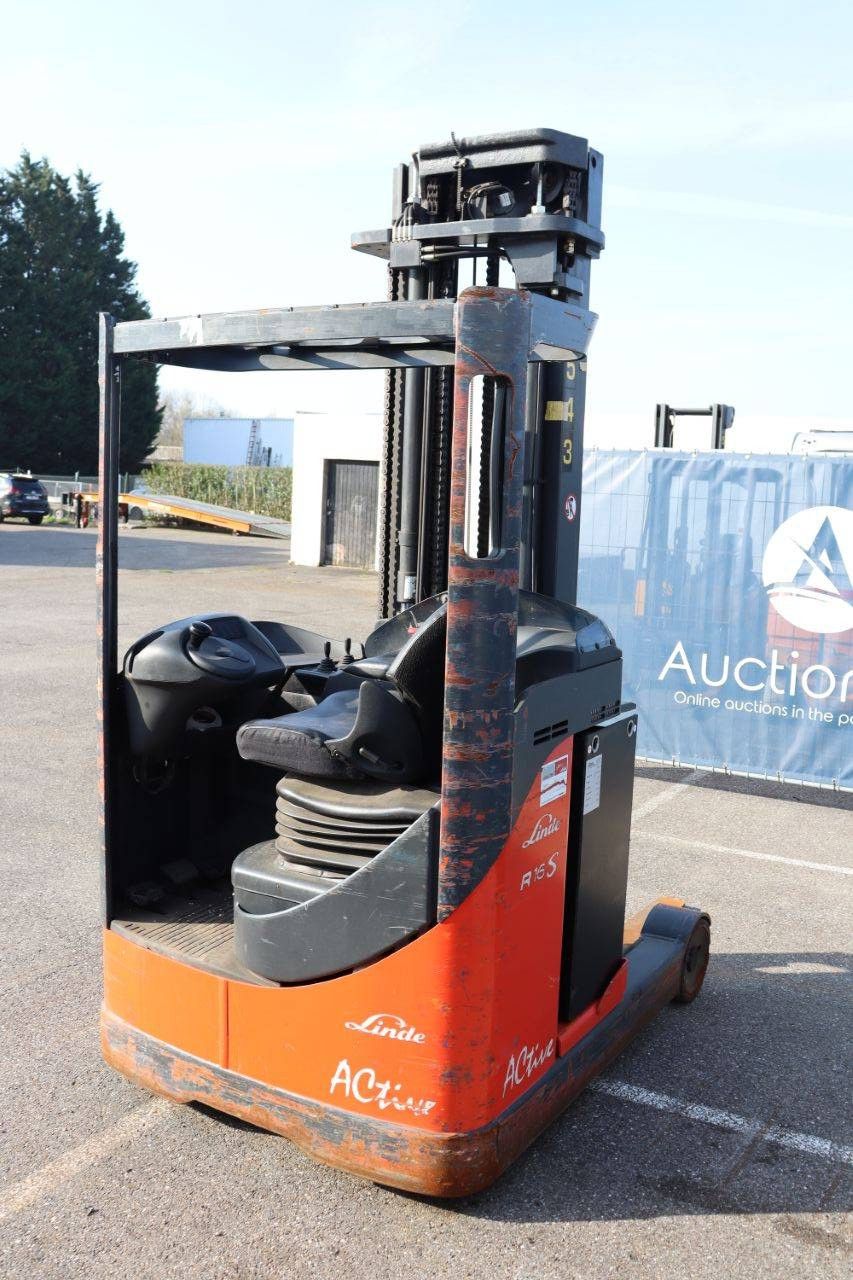 Linde R16S Electric Reach Truck 1600kg
