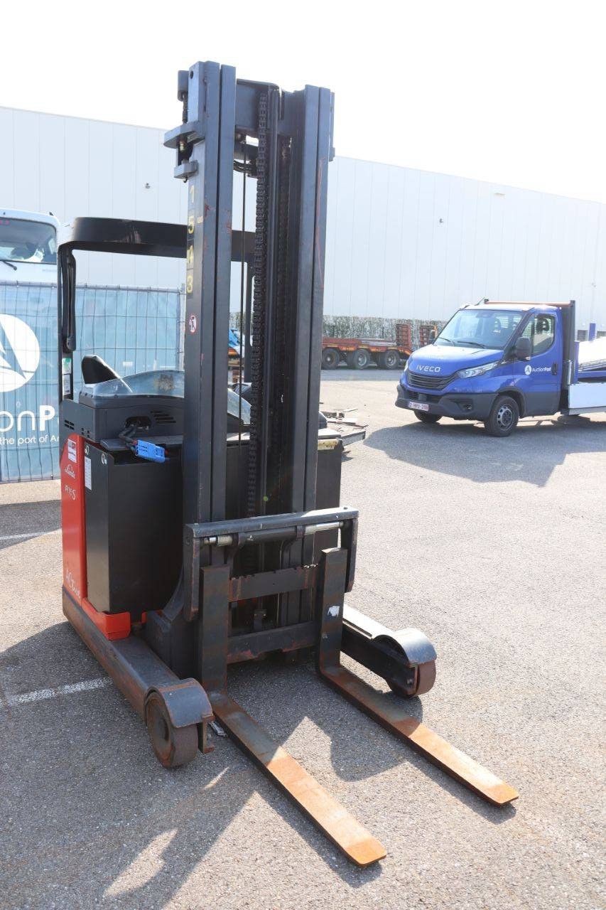 Linde R16S Electric Reach Truck 1600kg