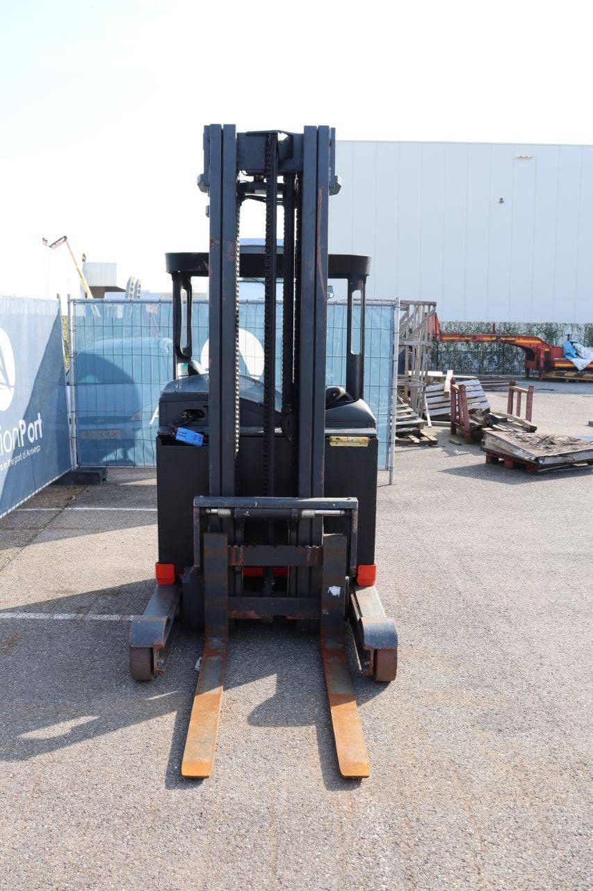 Linde R16S Electric Reach Truck 1600kg